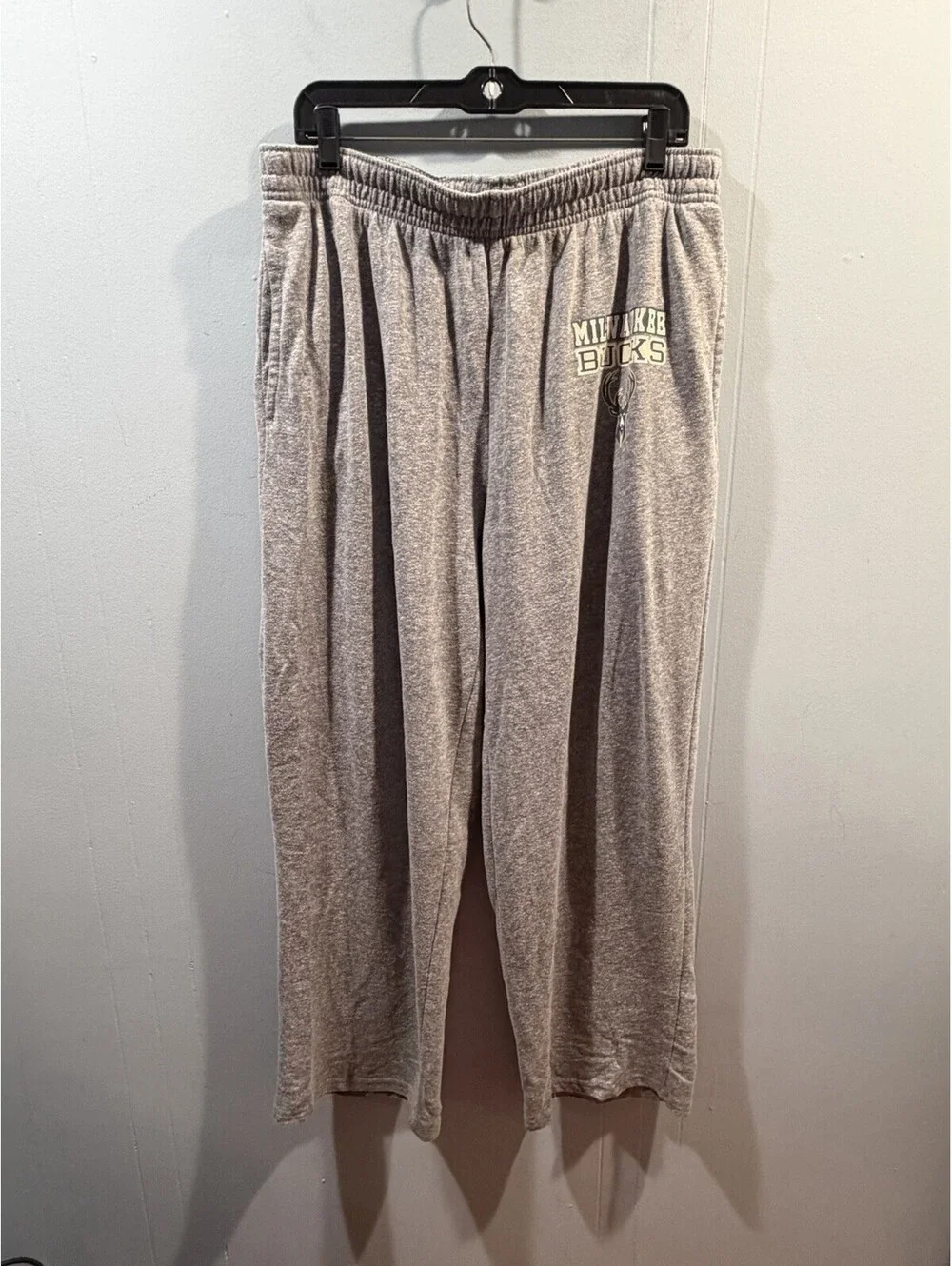 Mens Concepts Sports Sleepwear Pajama Pants Size XL Gray Milwaukee Bucks Print